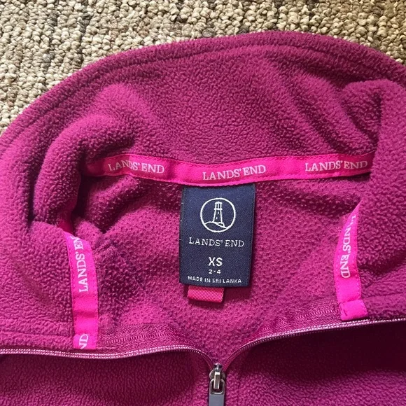 Lands’ End Quarter Zip Fleece - Picture 3 of 3